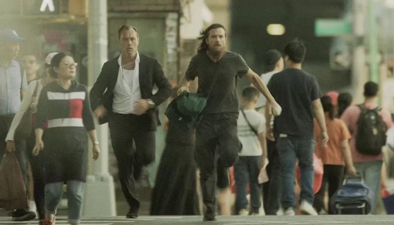 У триллера «Черный кролик» с Джудом Лоу появилась дата премьеры