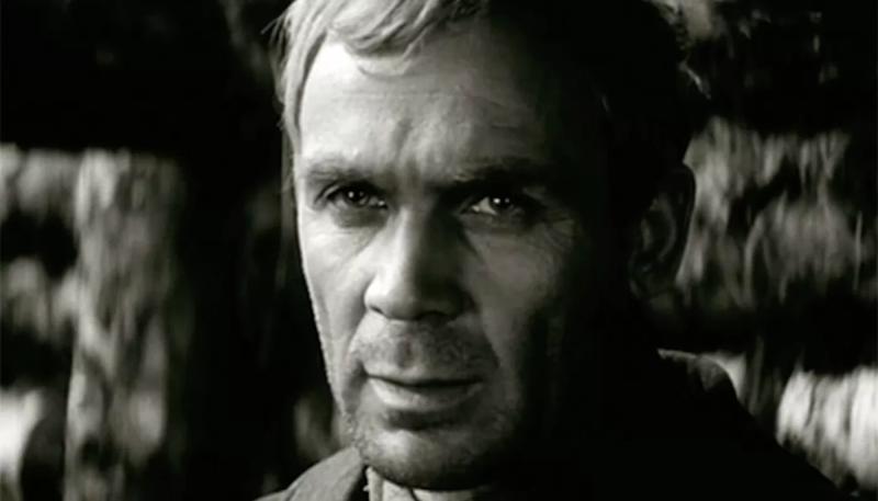 Звезде фильма «Проверка на дорогах» исполнилось 100 лет