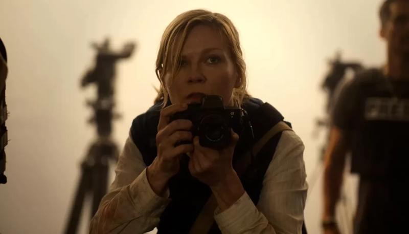 Кирстен Данст сыграет в сиквеле фильма "Minecraft в кино"